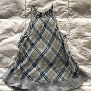 Cloth and stone tank